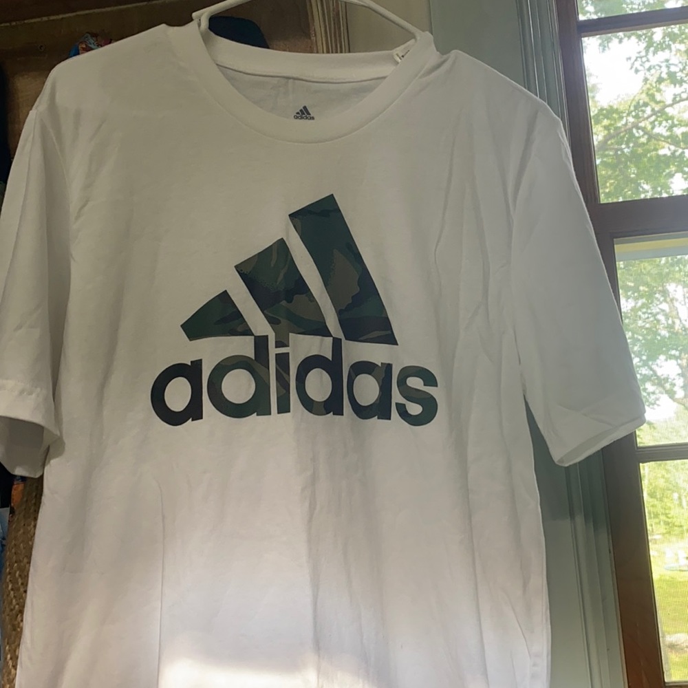 nwt white adidas t-shirt